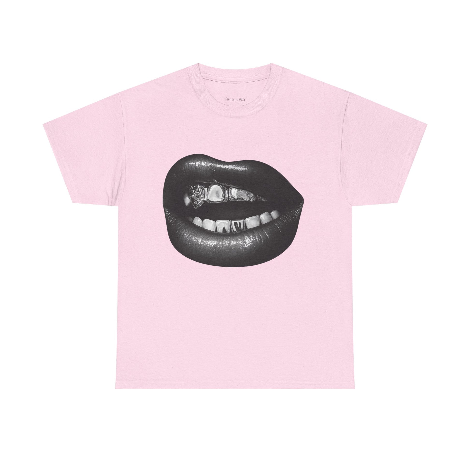 lip tee