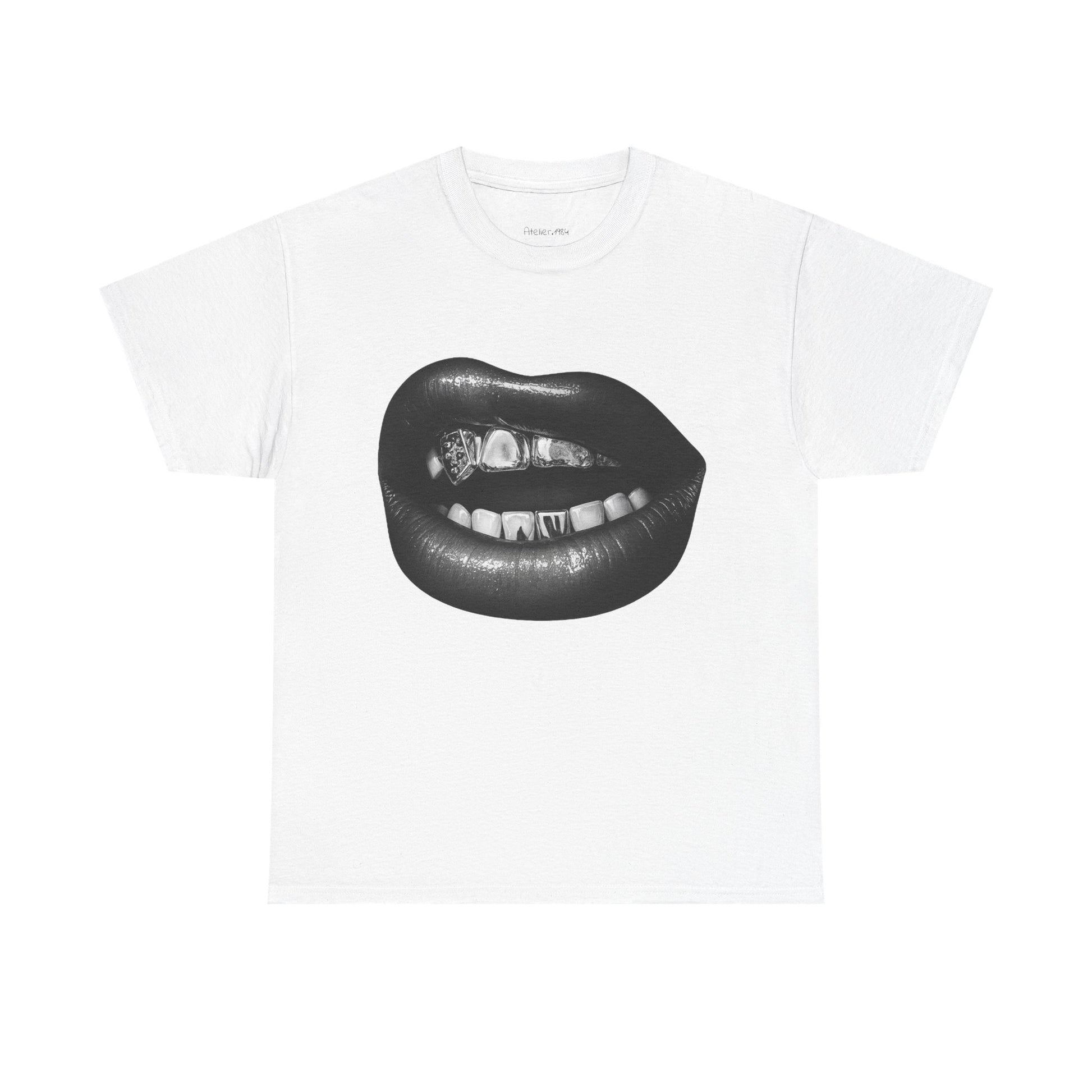 lip tee